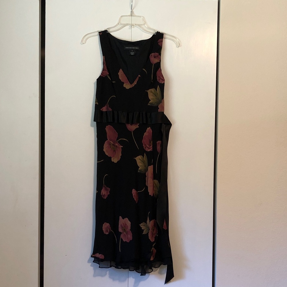 Jones New York Black Floral Midi Dress